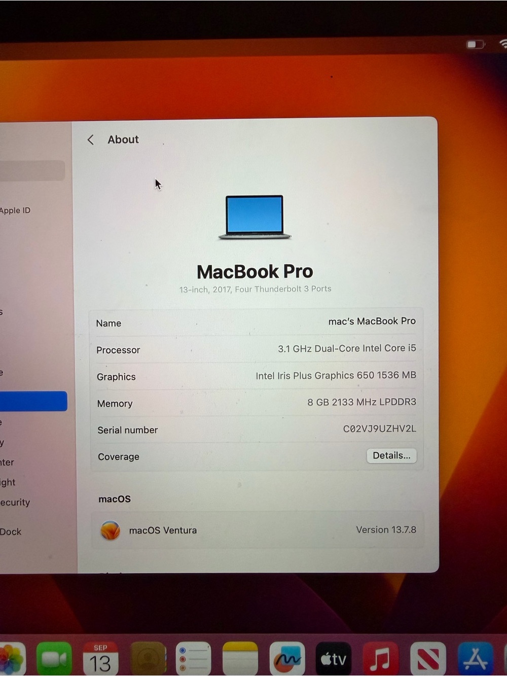 MacBook Pro with Touch Bar - Picture 5 of 8